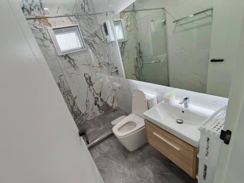 4 Bed House for Rent and Sale in Bang Kapi