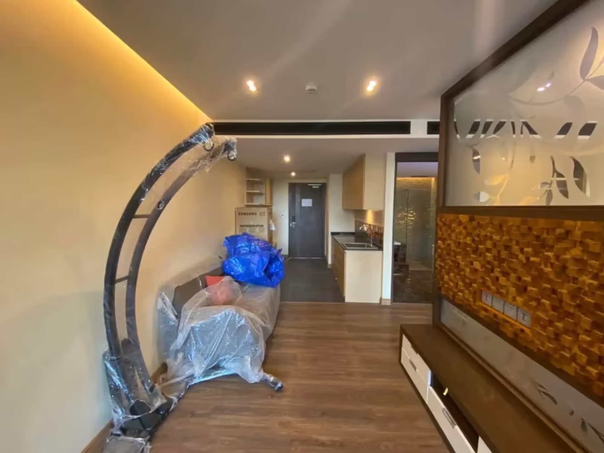 1 Bedroom Condo - Image 6
