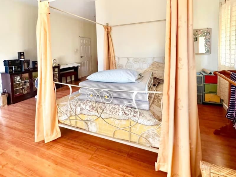 4 Bed House for Sale in Saraphi