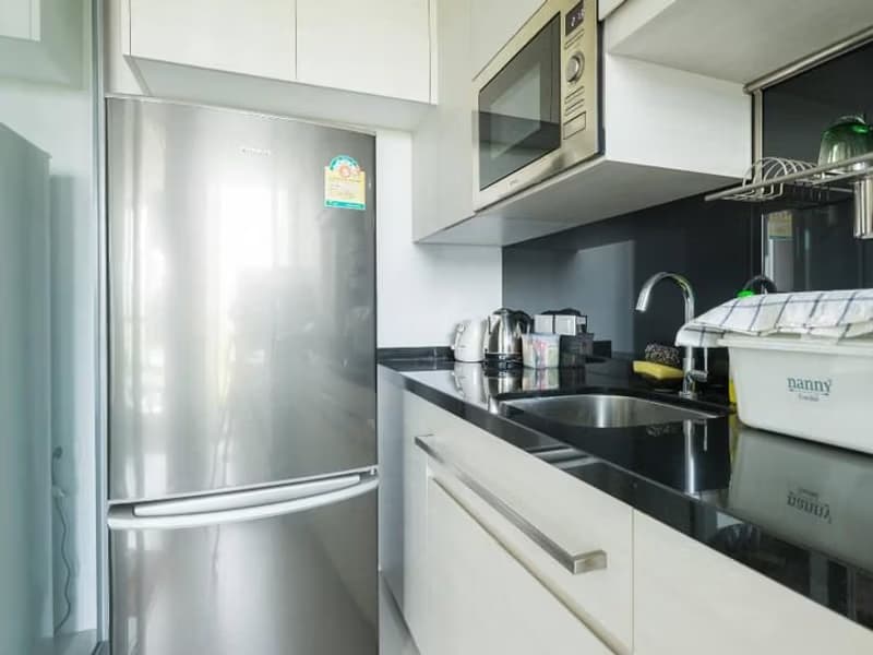 1 Bedroom Condo for Rent at The Room Sukhumvit 40