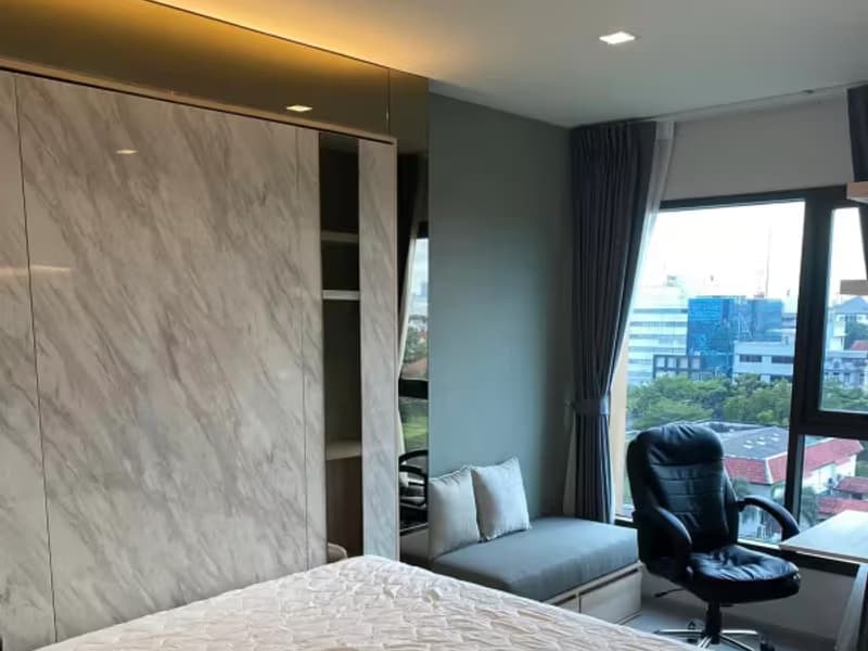 Studio for Rent in Phra Khanong