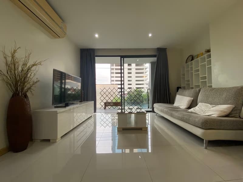 2 Bed Condo for Rent in Watthana