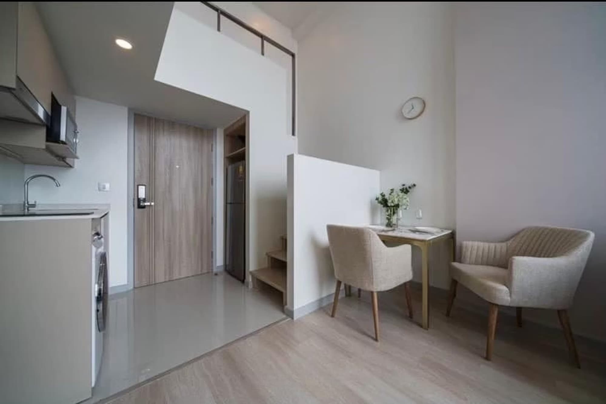  - Image 5