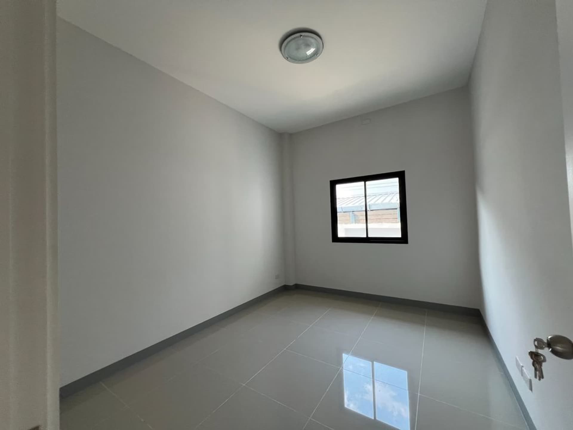 3 Bed House for Sale in Saraphi - Image 12