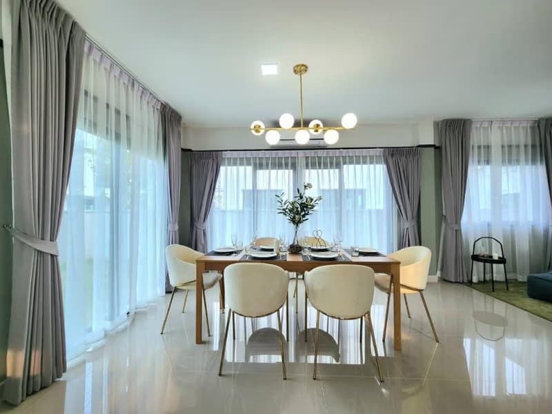 3 Bed House for Rent in Bang Phli