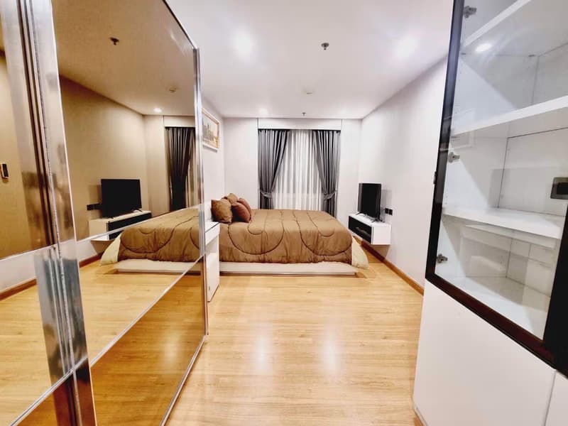1 Bed Condo for Rent and Sale  Near Thailand Cultural Centre MRT
