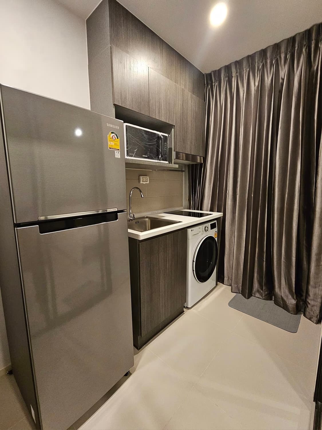 1 Bed Condo for Rent in Bang Na - Image 3