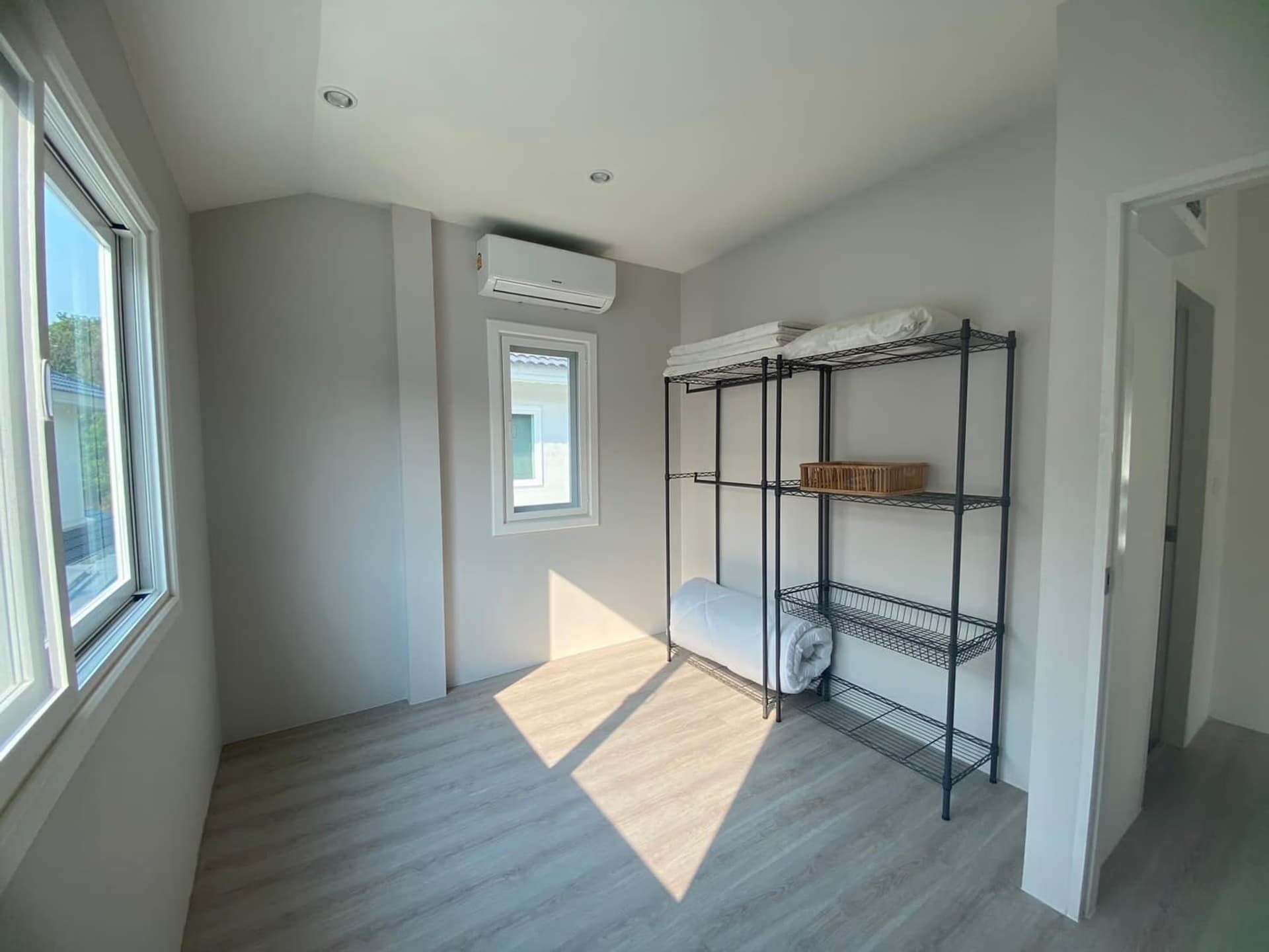 4 Bedroom House - Image 8