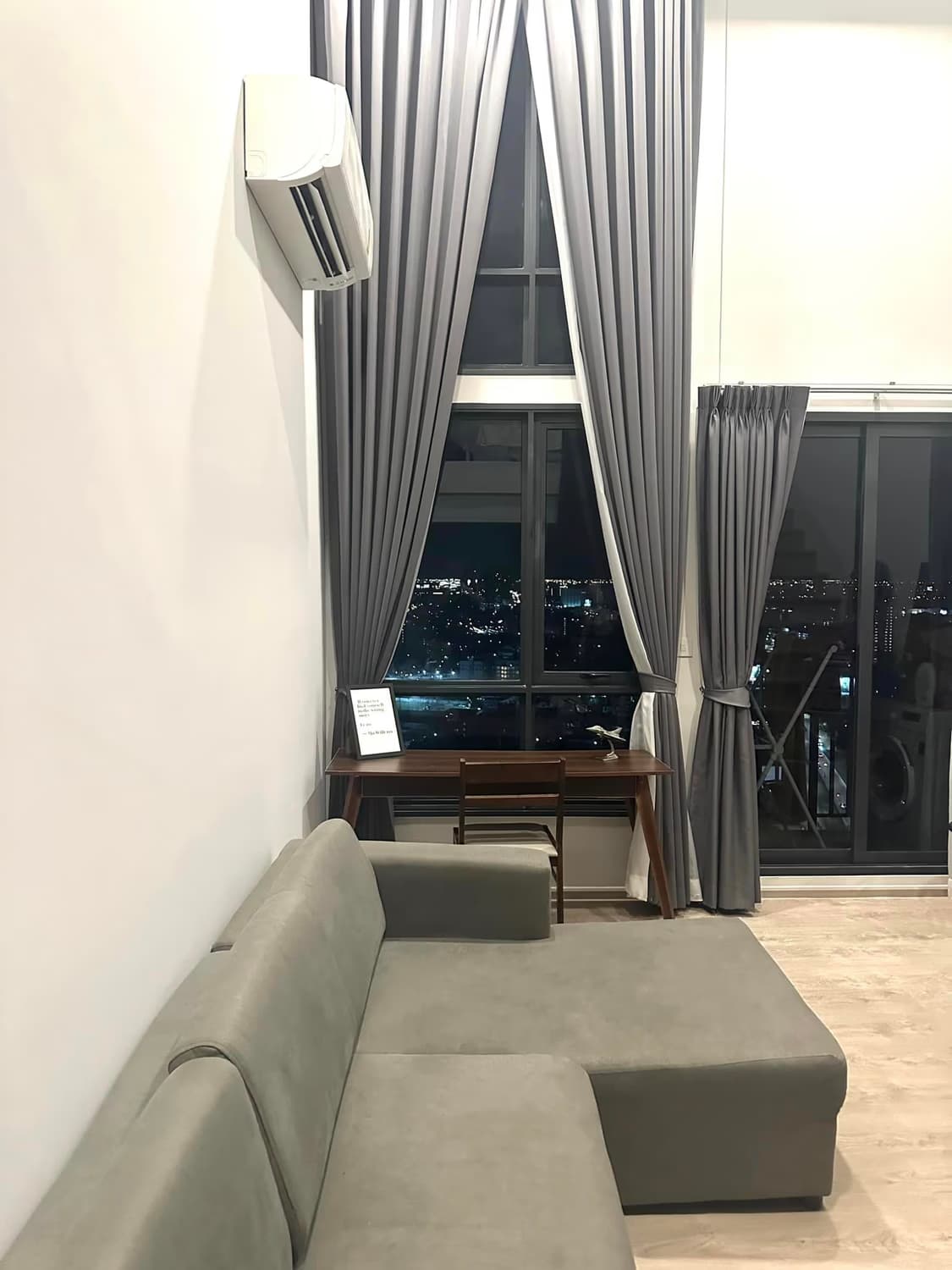 1 ห้องนอน Condo สำหรับ จำหน่าย ใกล้ Ramkhamhaeng ARL - Image 1