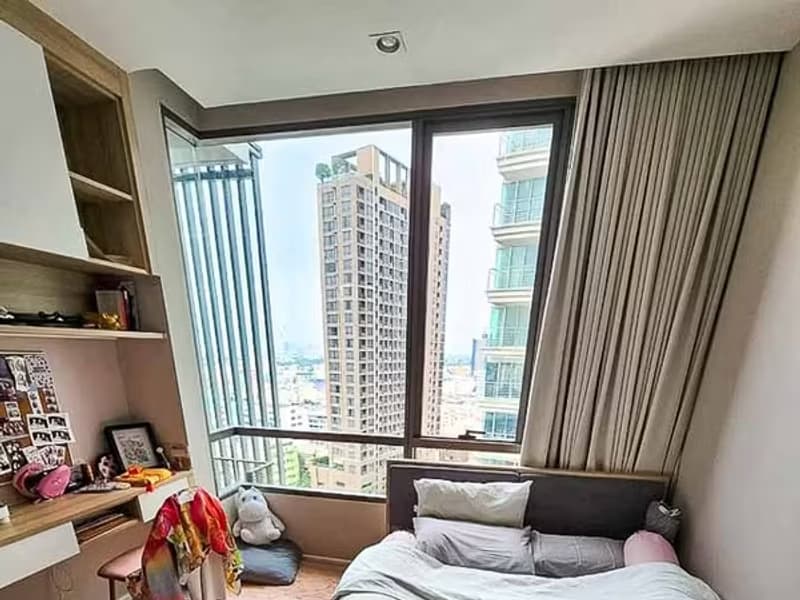 The Room Sukhumvit 69 