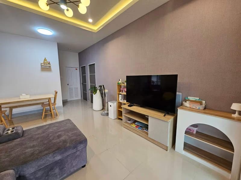 3 Bed House for Rent in Mae Rim District