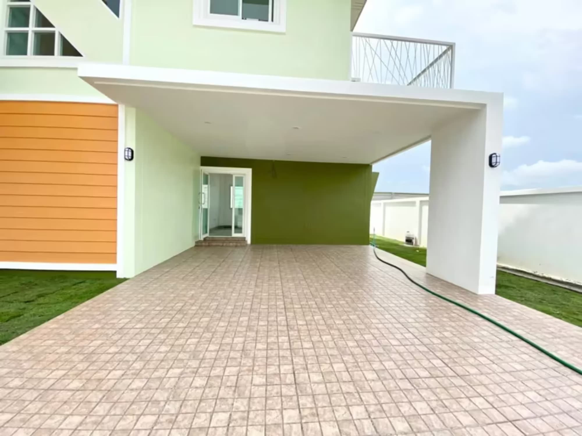 3 Bedroom House - Image 6