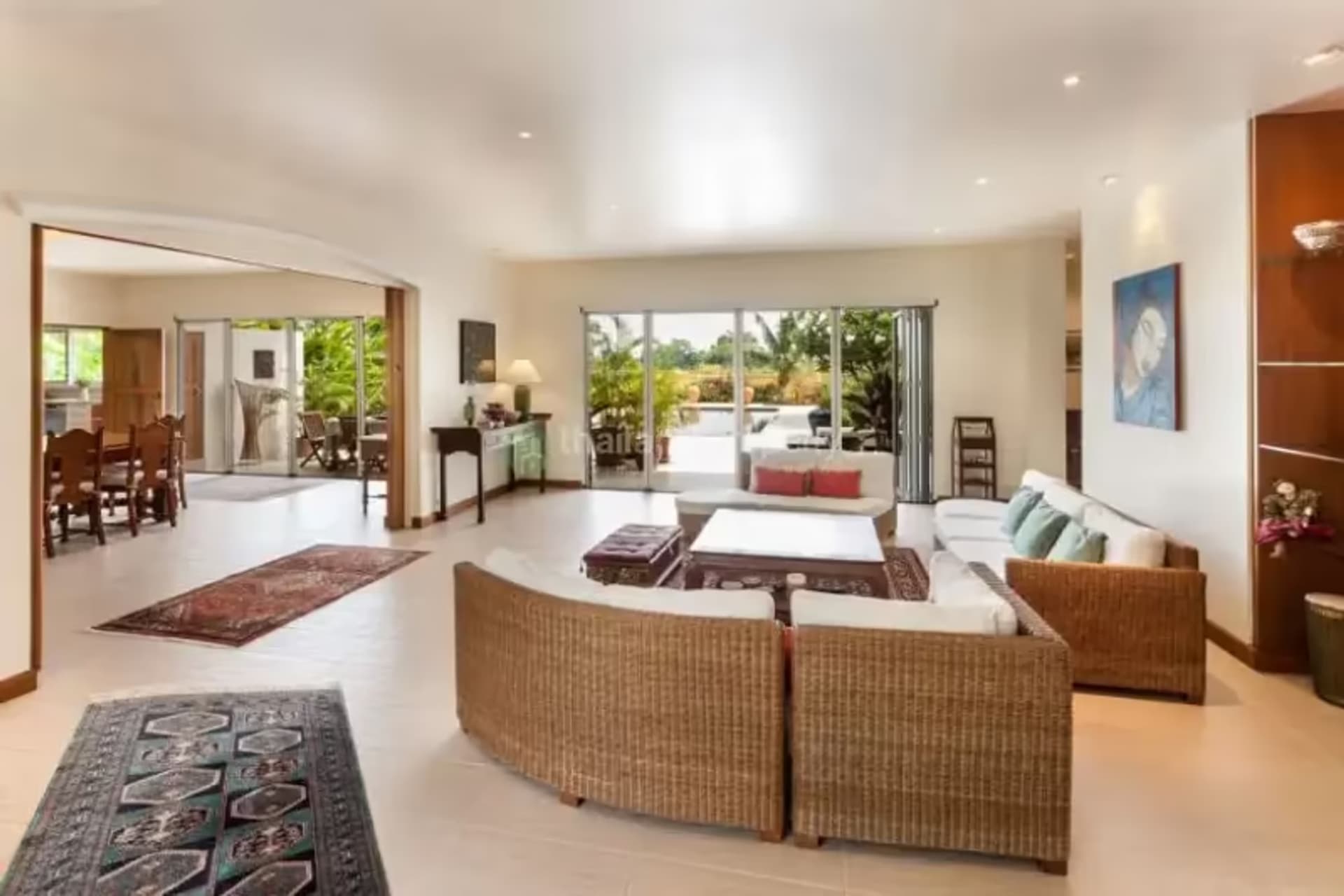5 Bedroom House - Image 5