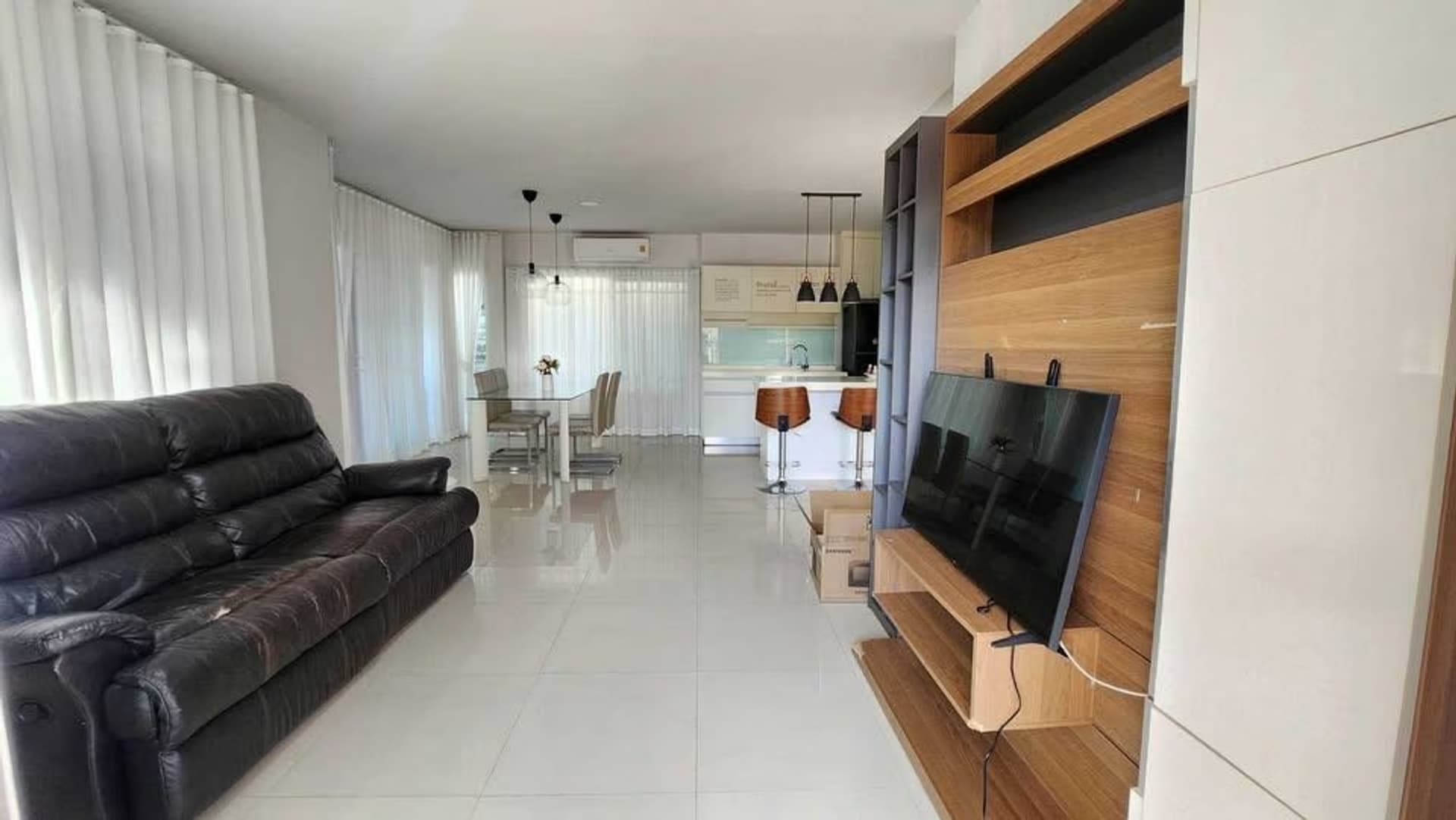 3 Bed House for Rent in Mueang Chiang Mai - Image 2