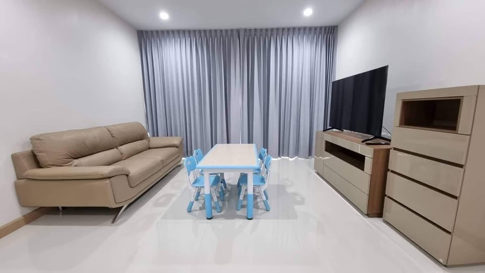 2 ห้องนอน คอนโด สำหรับ จำหน่าย ใน Yan Nawa - Image 1