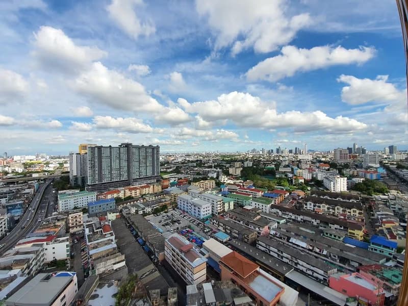2 Bed Condo for Sale  Near Ekkamai BTS