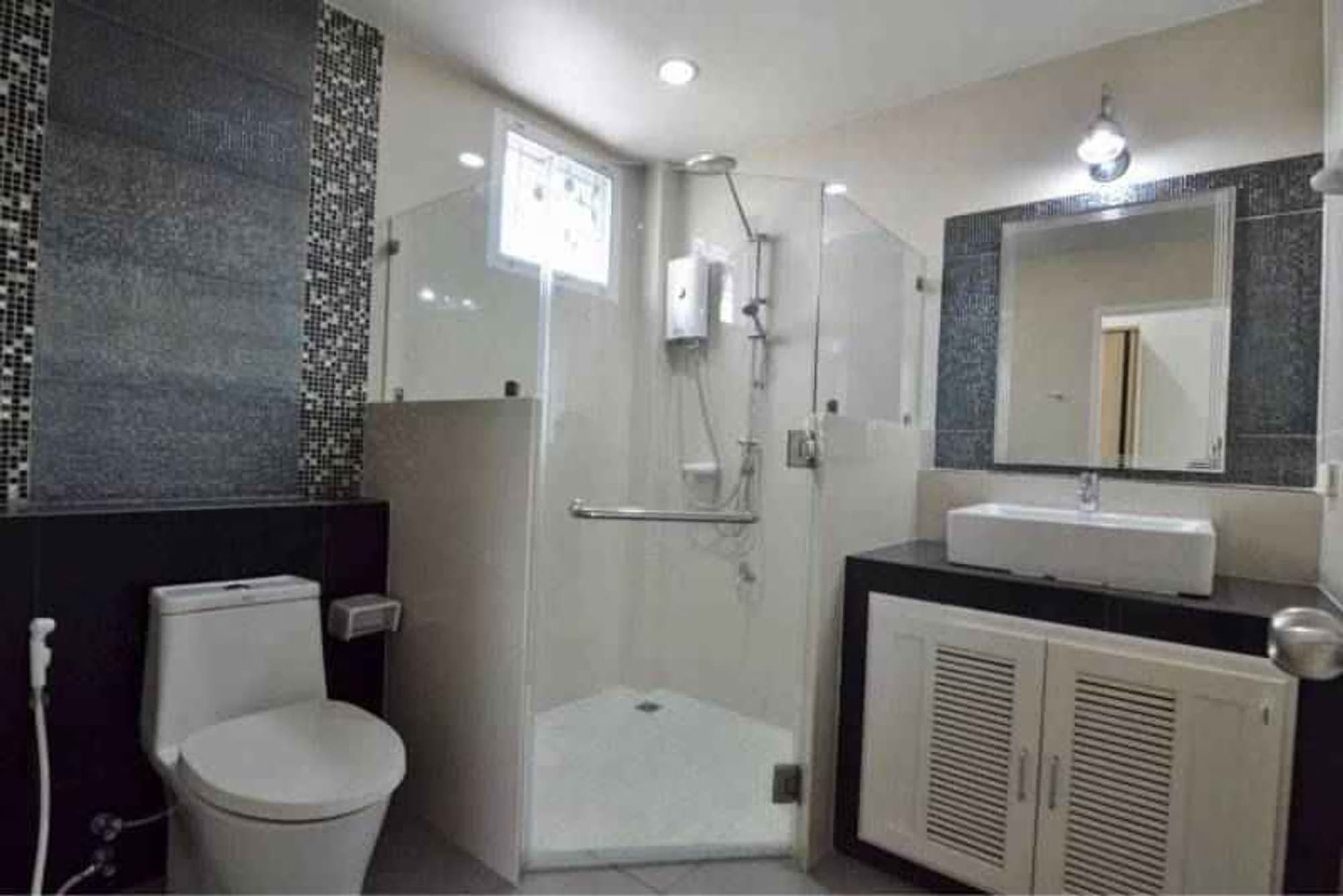 House for Rent in San Phak Wan, Hang Dong. - Image 8