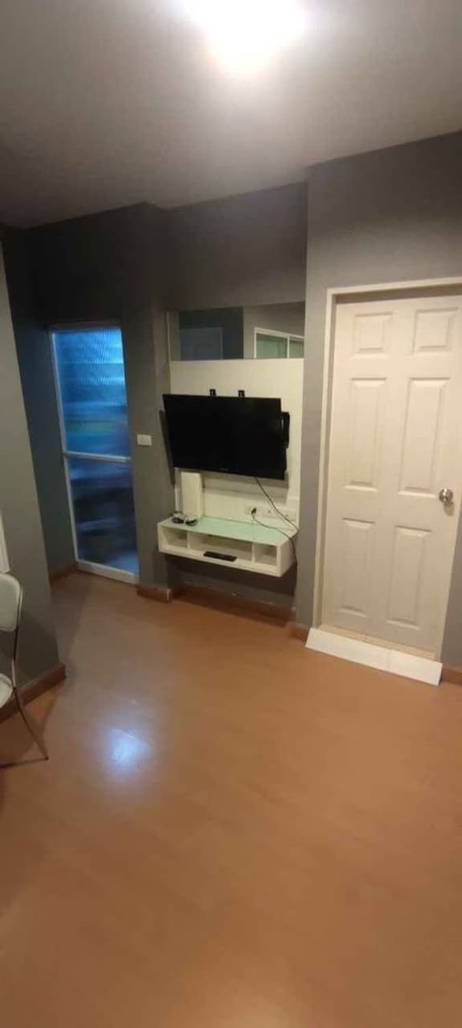 Condo for Sale at Life@Ratchada-Huai Khwang - Image 4