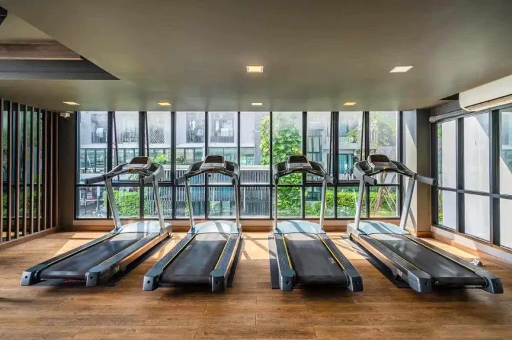 1 Bedroom Condo - Image 4