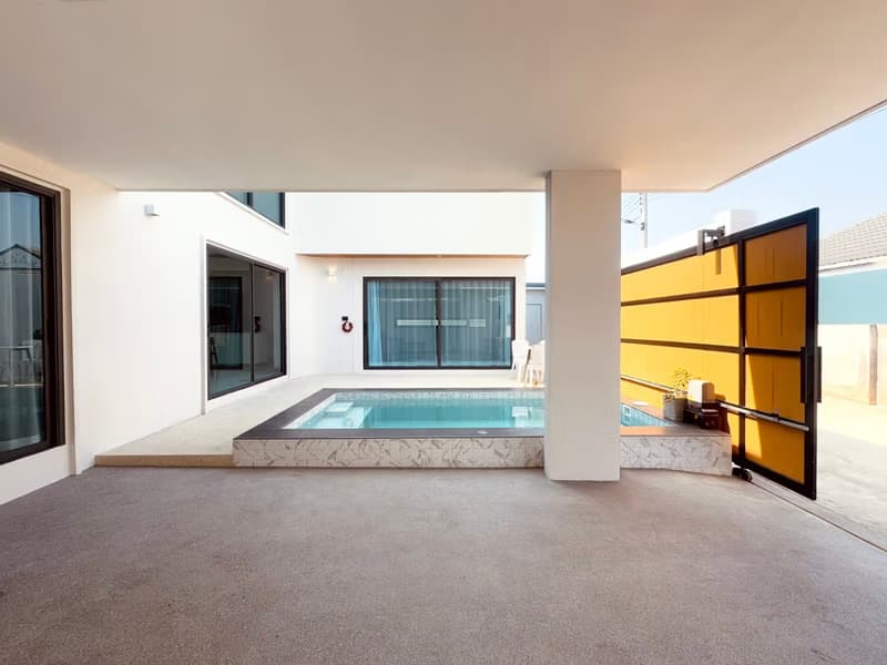 2 Bed House for Rent in Saraphi District