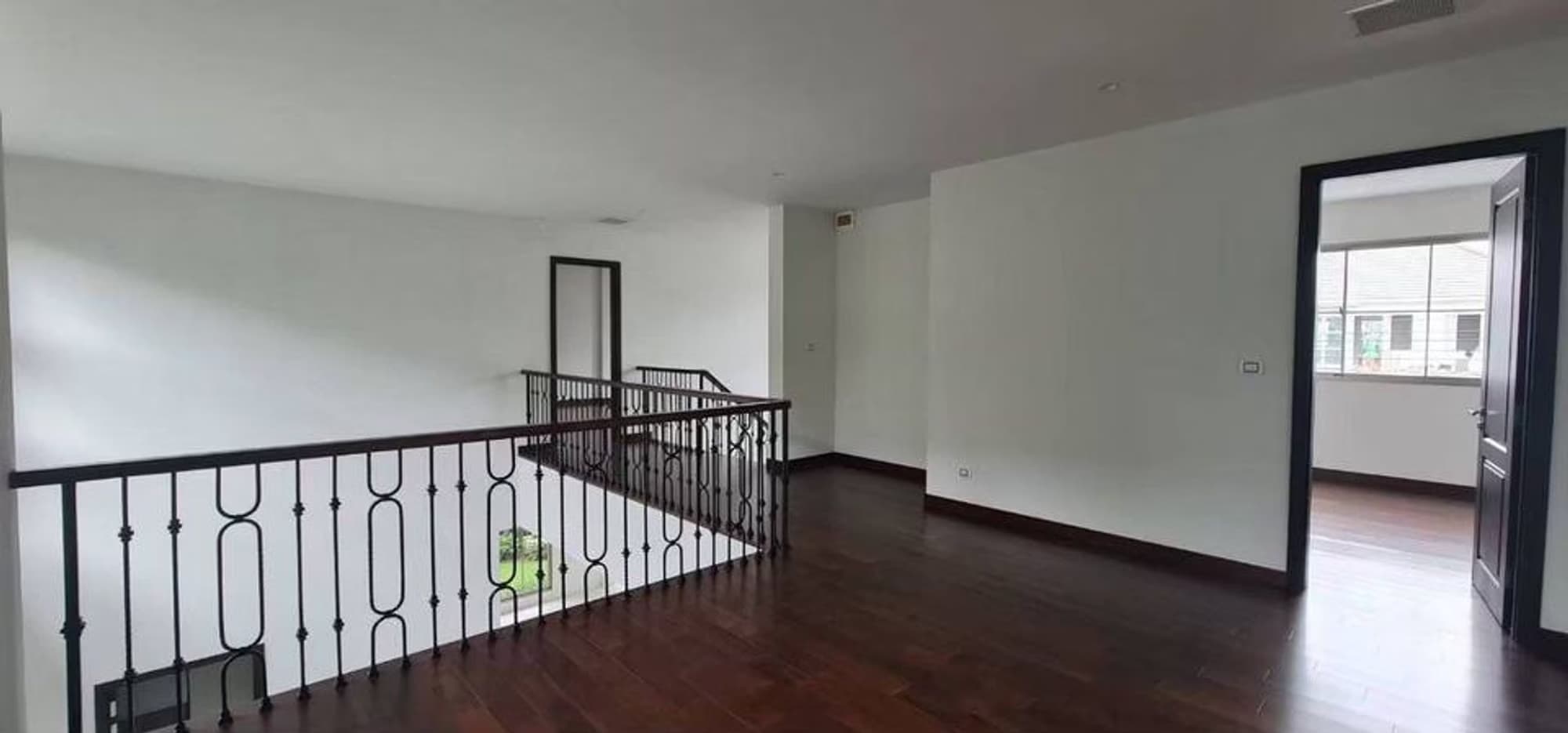 4 Bed House for Sale in Bang Phli, Samut Prakan - Image 7
