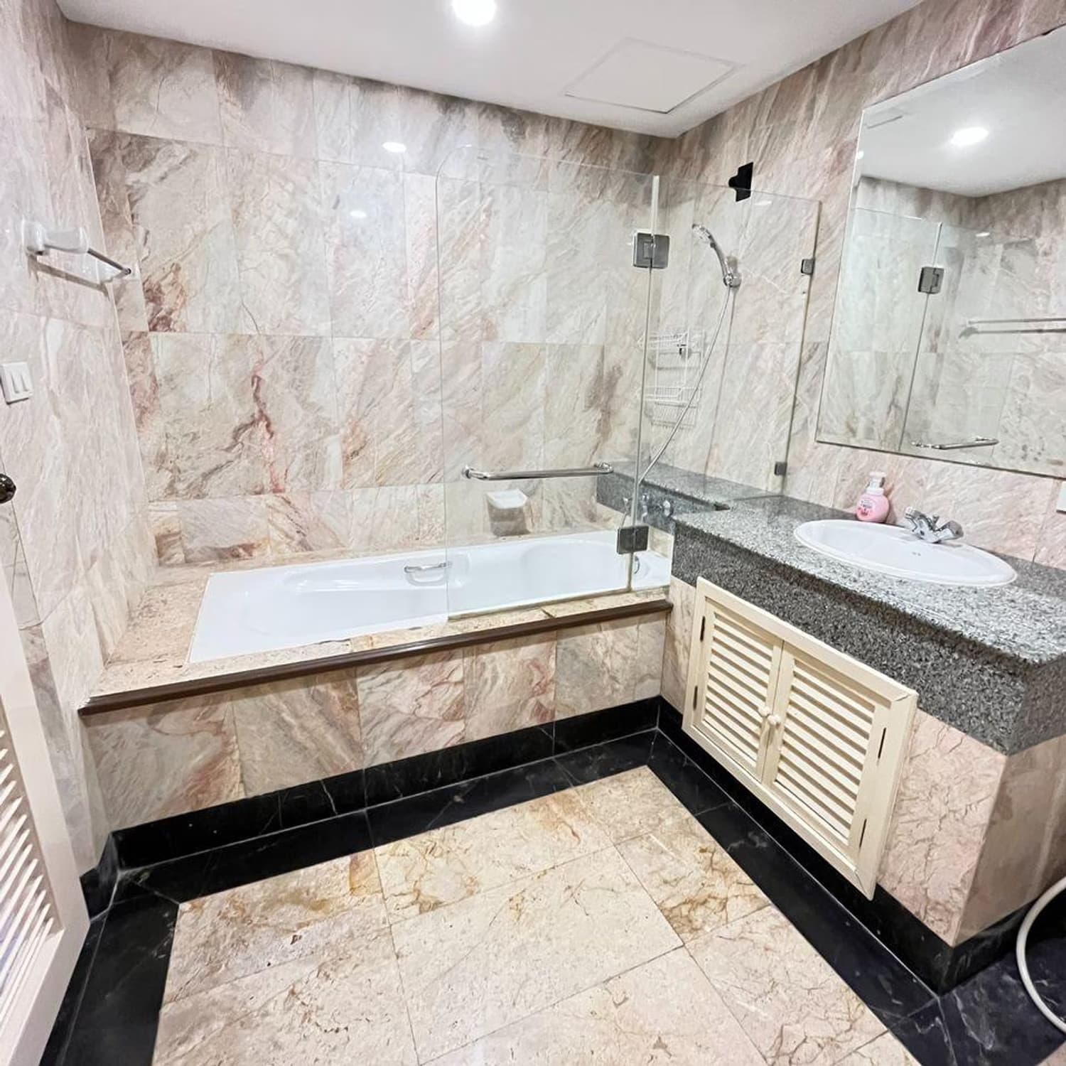 2 ห้องนอน คอนโด สำหรับ จำหน่าย ใน Watthana - Image 14