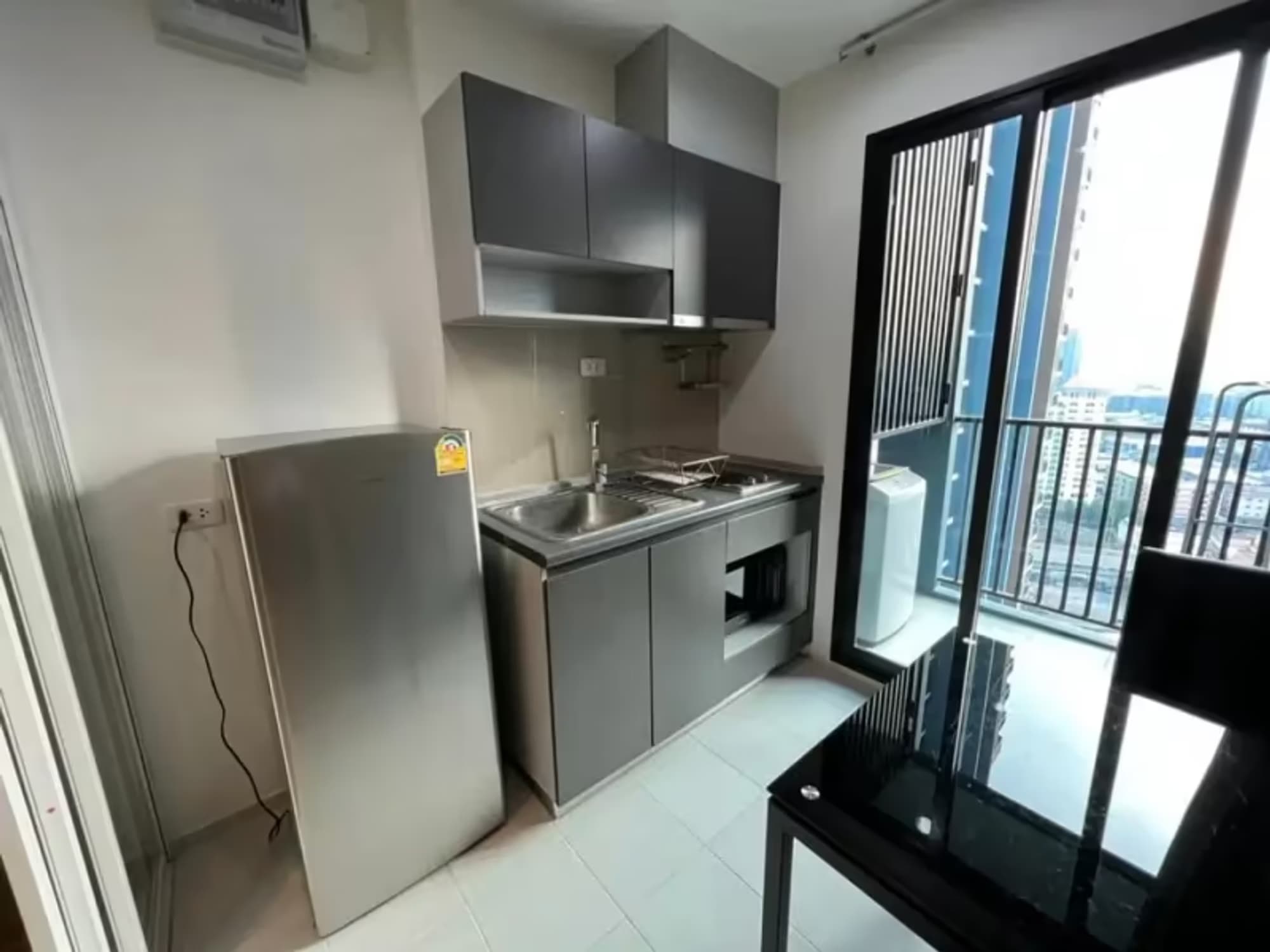 1 Bedroom Condo - Image 2