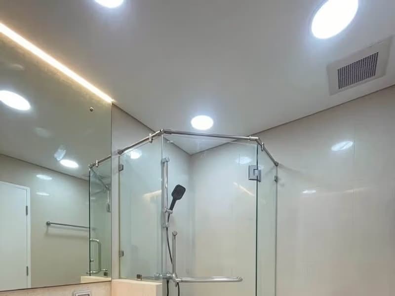 2 Bed Condo for Rent in Khlong Toei