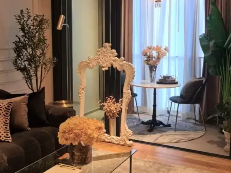 1 Bedroom Condo