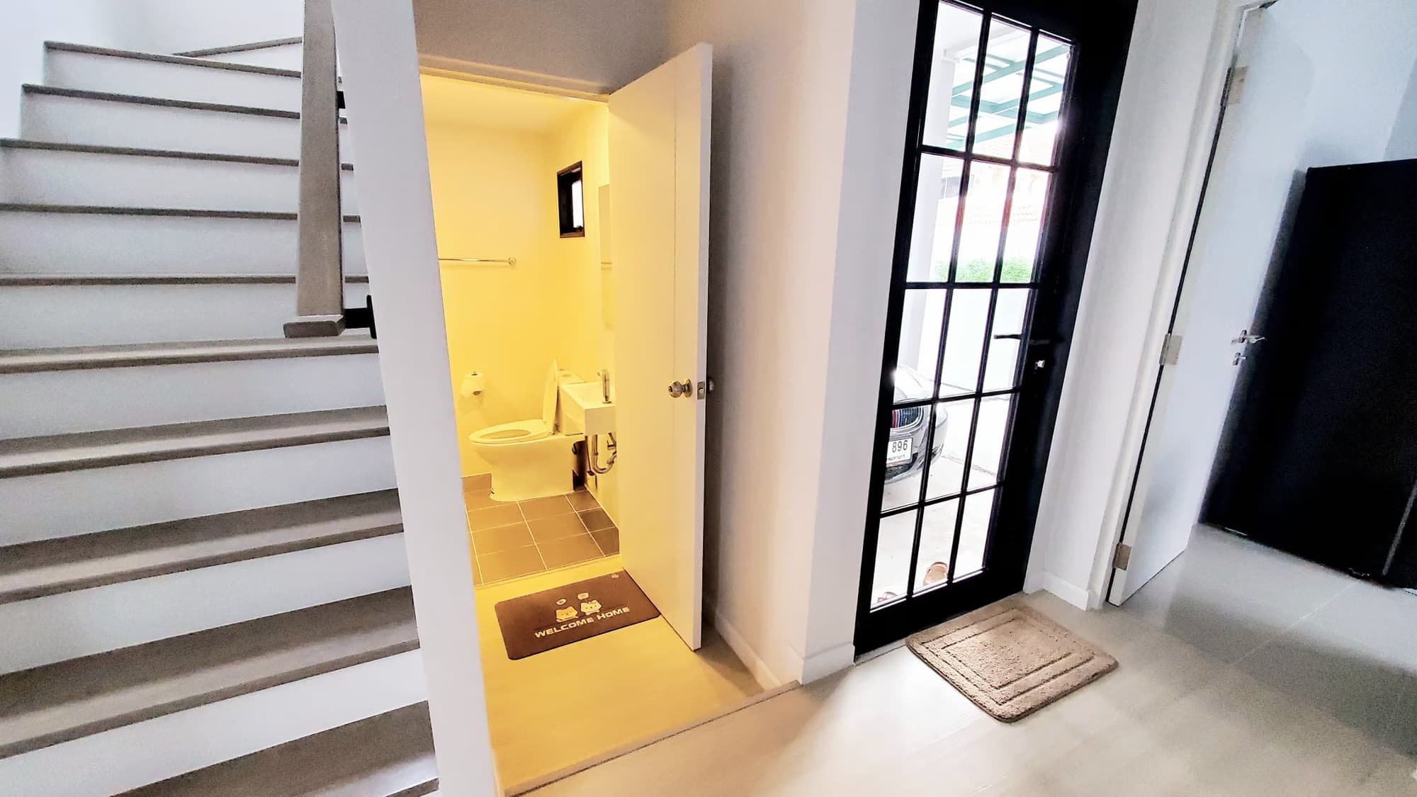 3 Bed House for Rent in Lat Krabang - Image 7