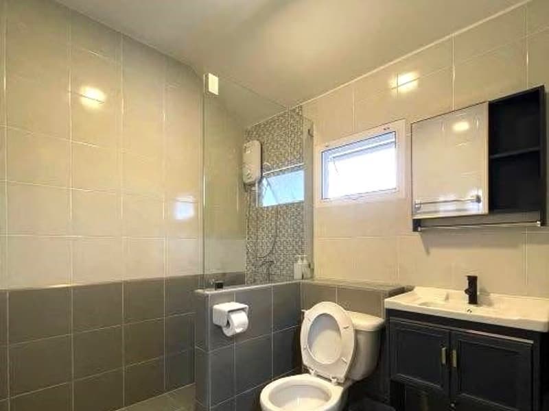 4 Bed House for Rent in San Sai