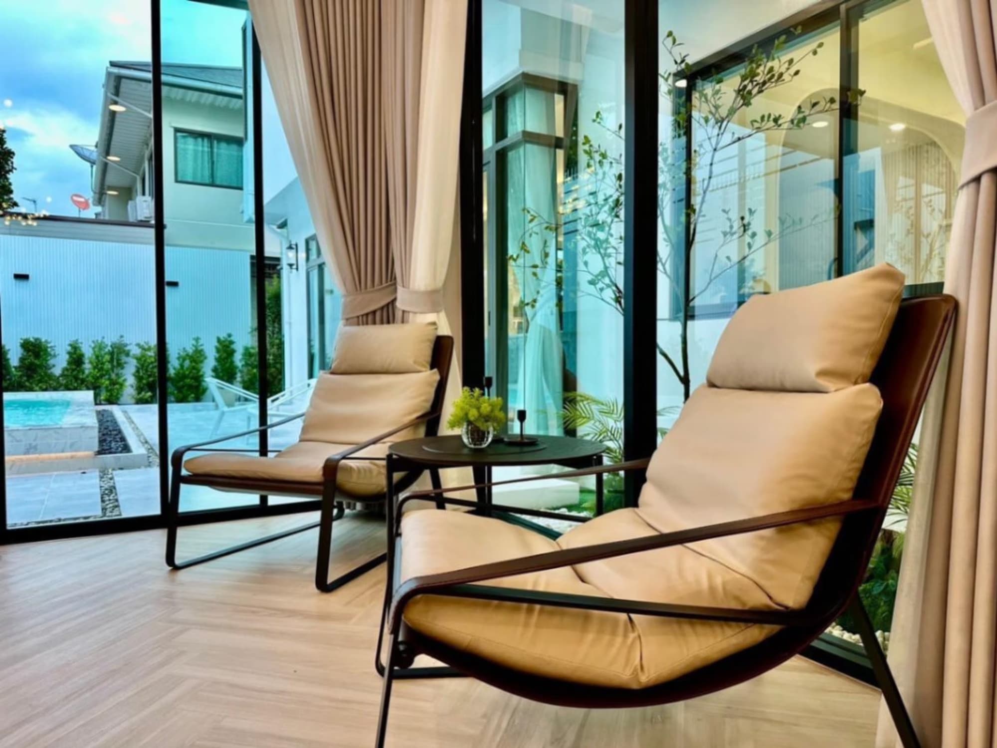 5 Bed House for Rent in Bang Phli, Samut Prakan - Image 19