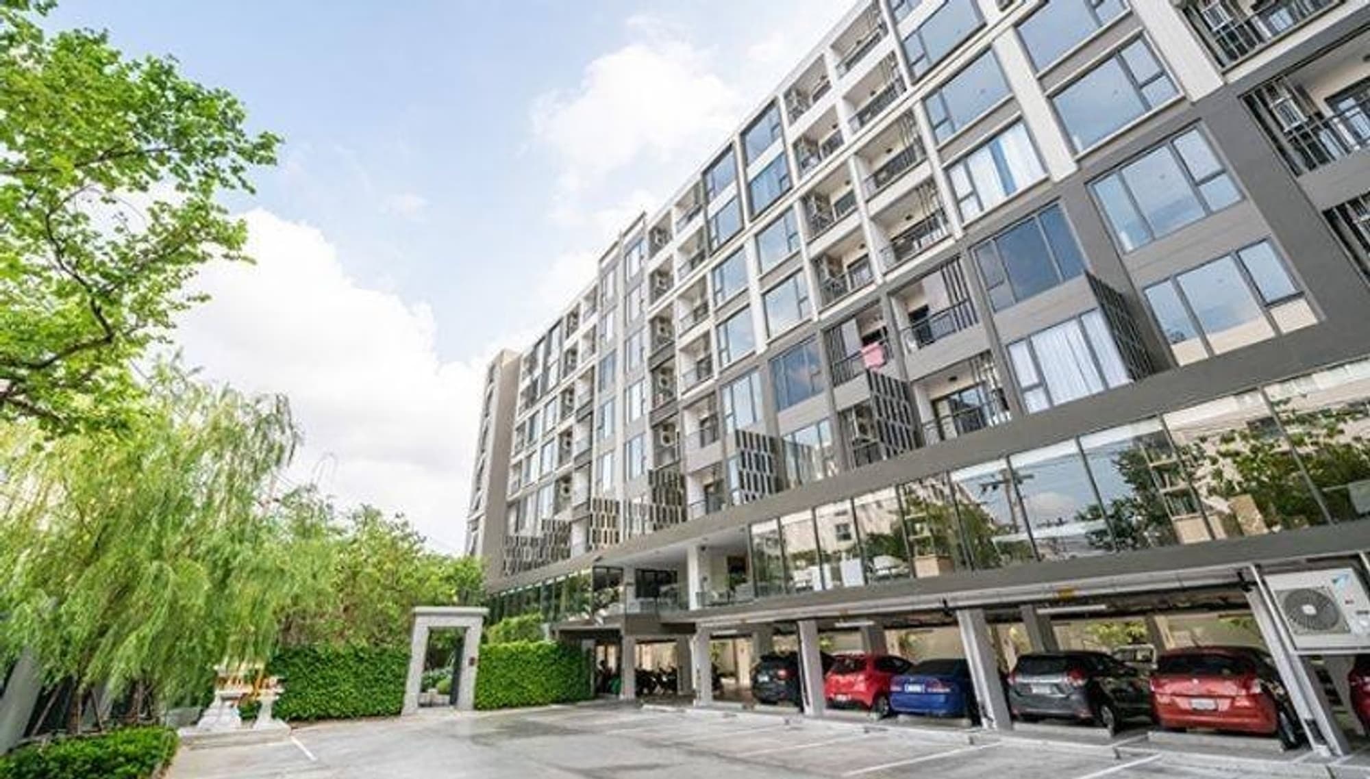 1 Bedroom Condo - Image 7