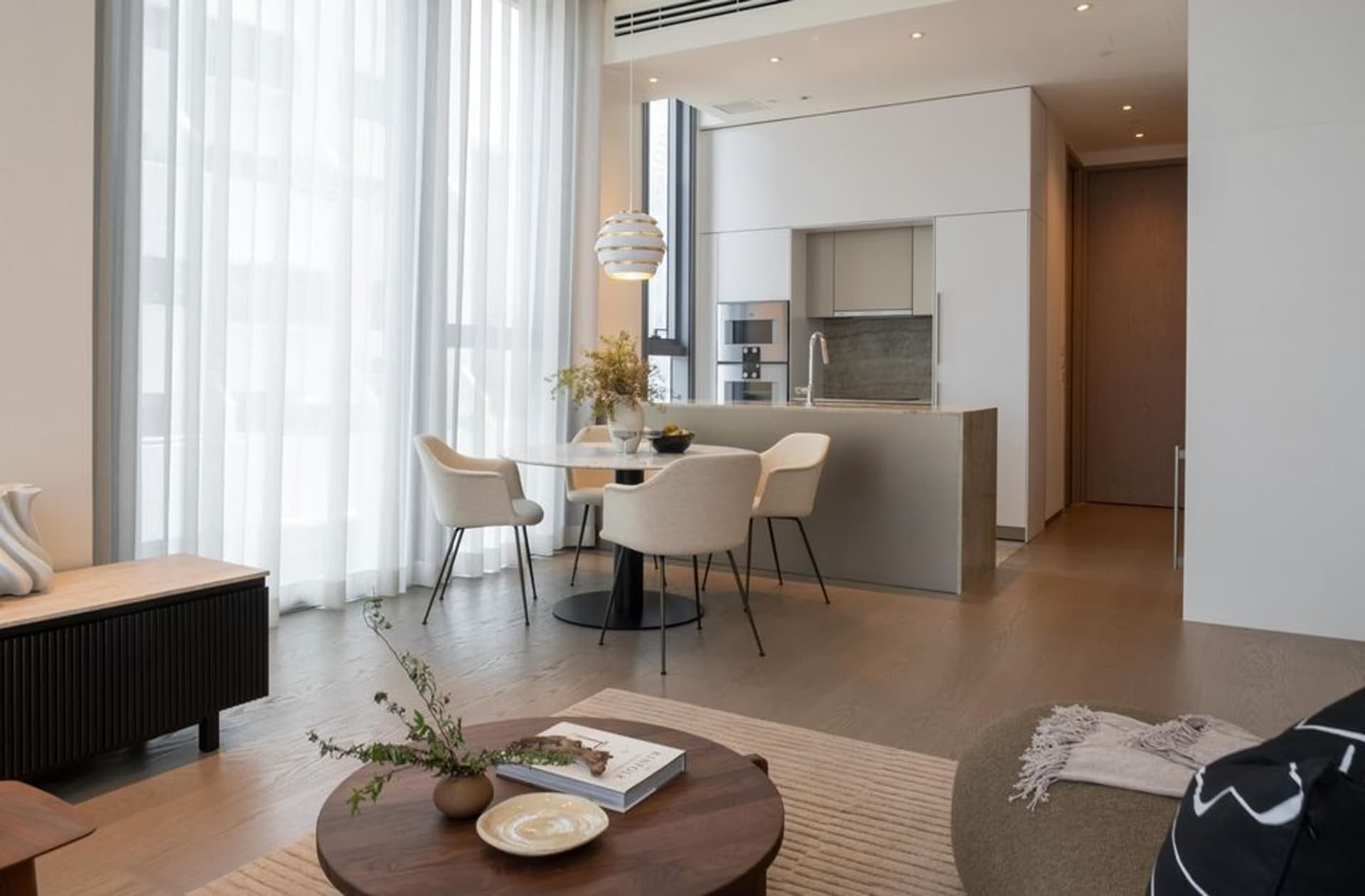 1 Bed Condo for Sale  Near Chit Lom BTS - Image 2