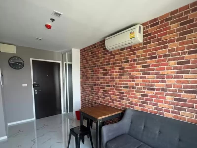 1 Bedroom Condo