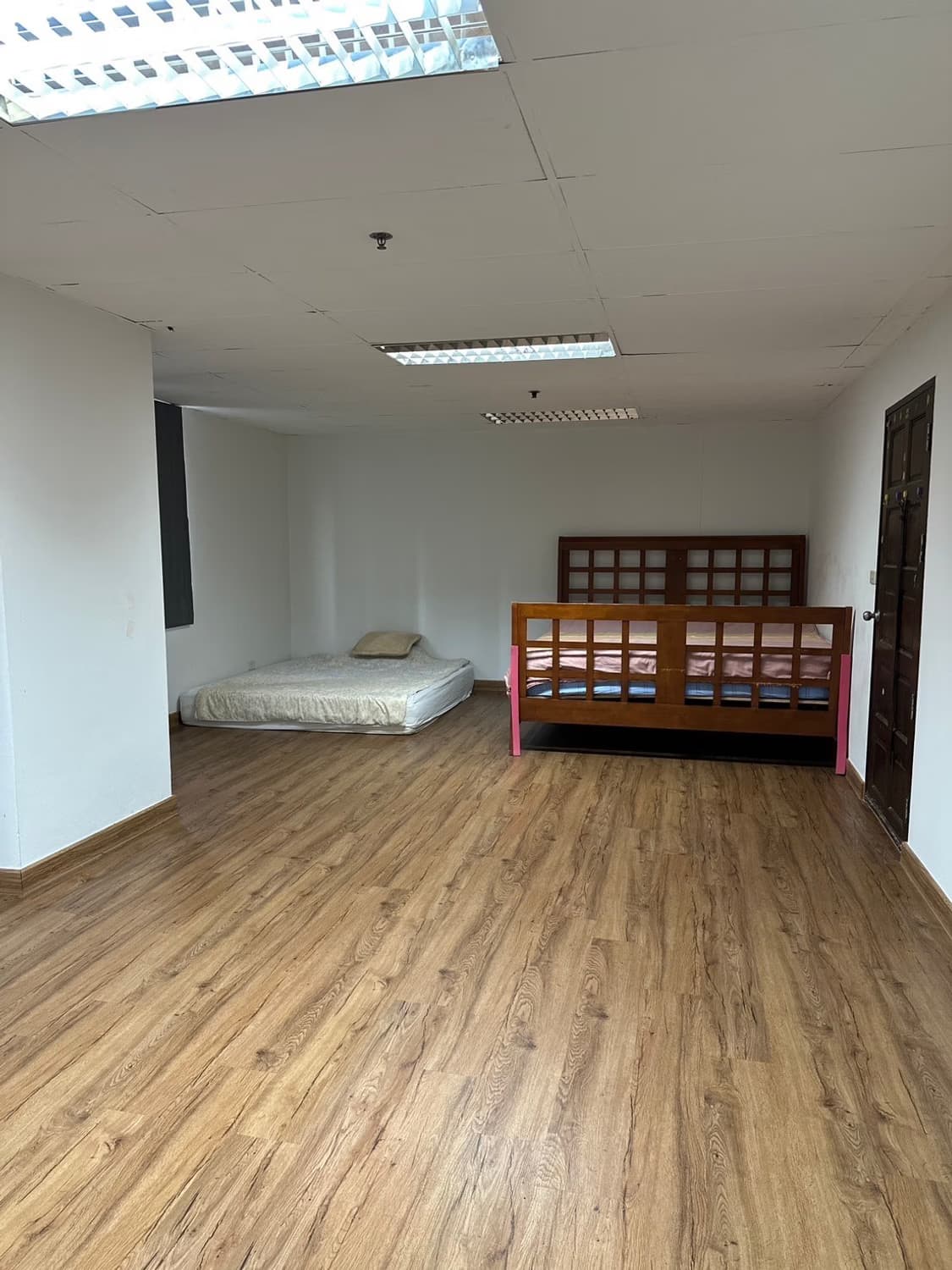 2 Bed Condo for Rent in Bang Rak - Image 5