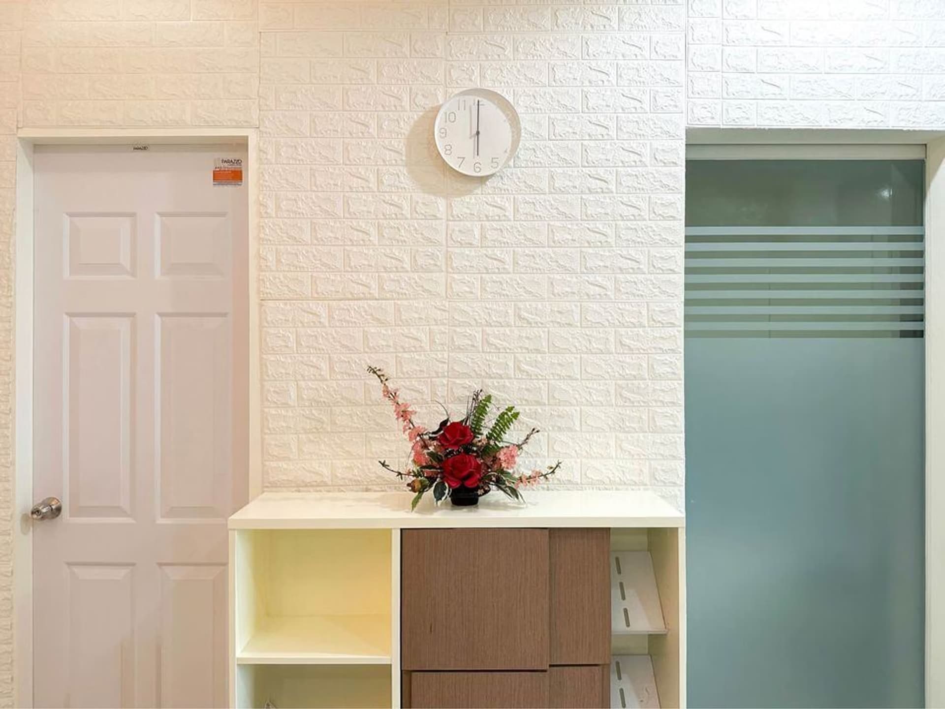 1 Bed Condo for Rent in Khlong San - Image 5