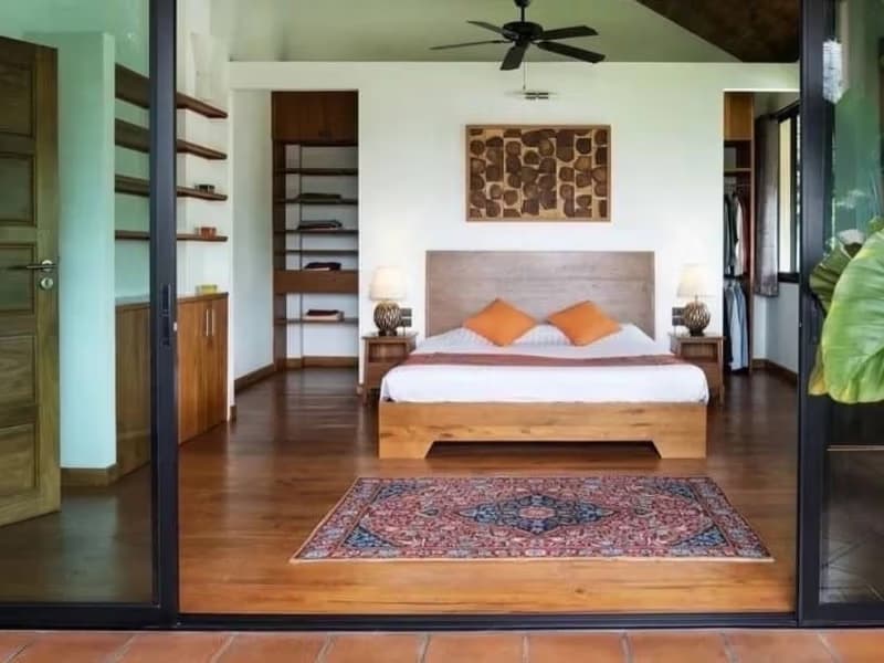 8 Bed House for Rent and Sale in San Sai