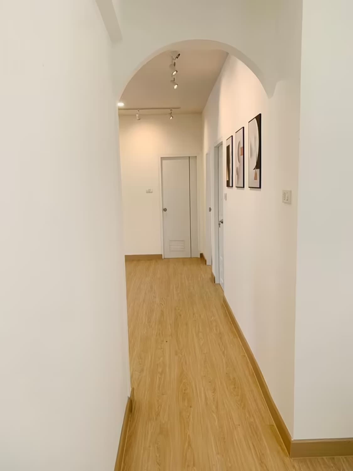 4 Bedroom House - Image 22