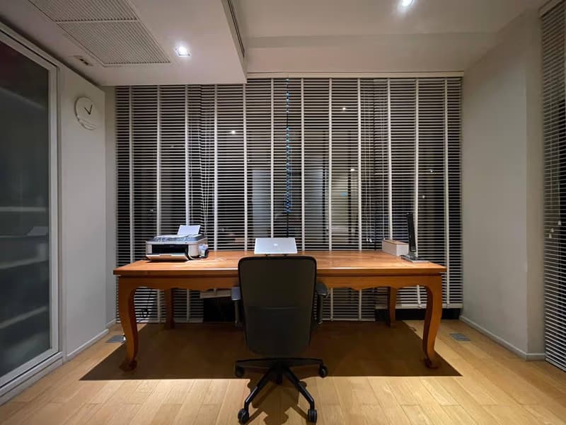 Condo for Sale at Circle Living Prototype