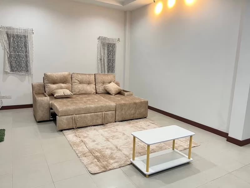 3 Bed House for Rent in Saraphi District