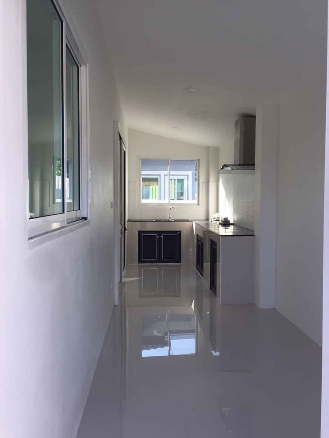  - Image 5