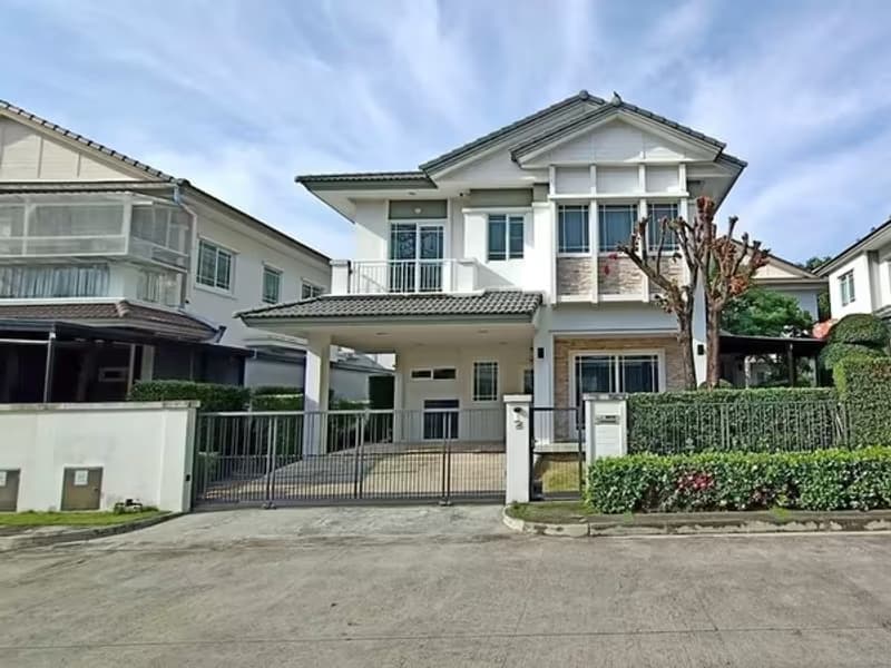House for Sale in Prawet.