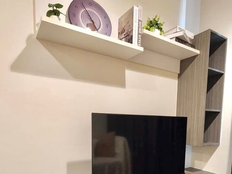 2 Bed Condo for Rent and Sale  Near Hua Mak ARL