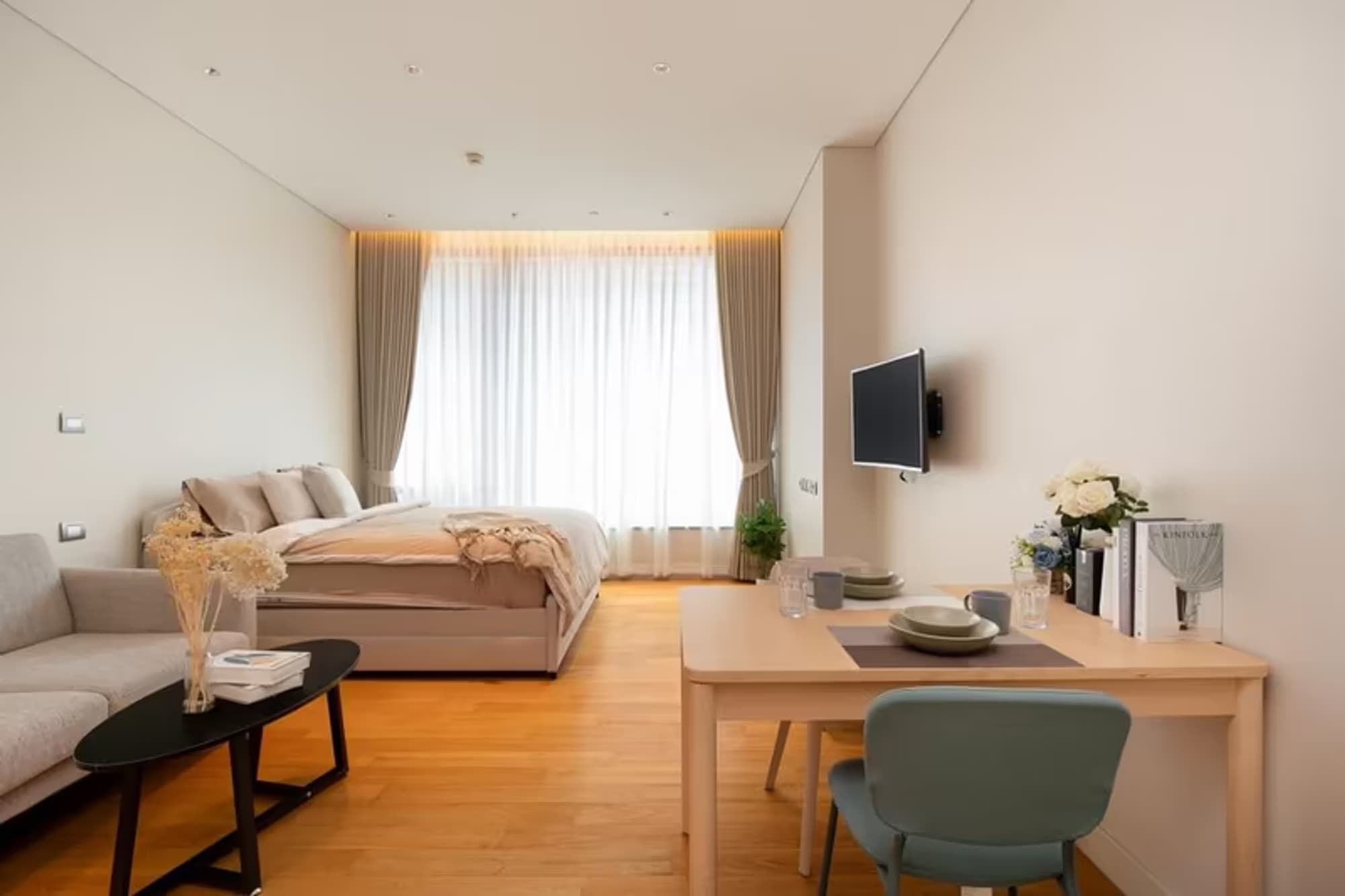  Sindhorn Residence - Image 2