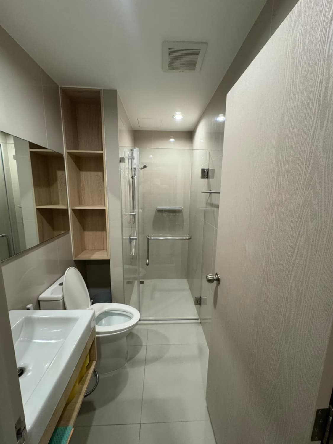 2 Bed Condo for Rent and Sale in Mueang Samut Prakan - Image 13