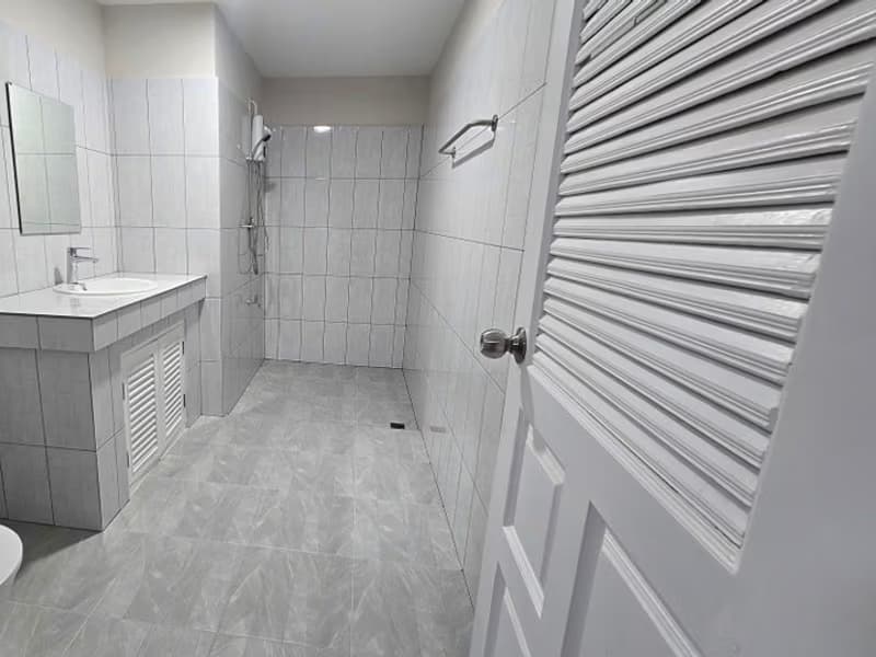 5 Bed House for Sale in Mueang Chiang Mai
