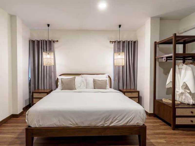 4 Bed House for Rent in Saraphi