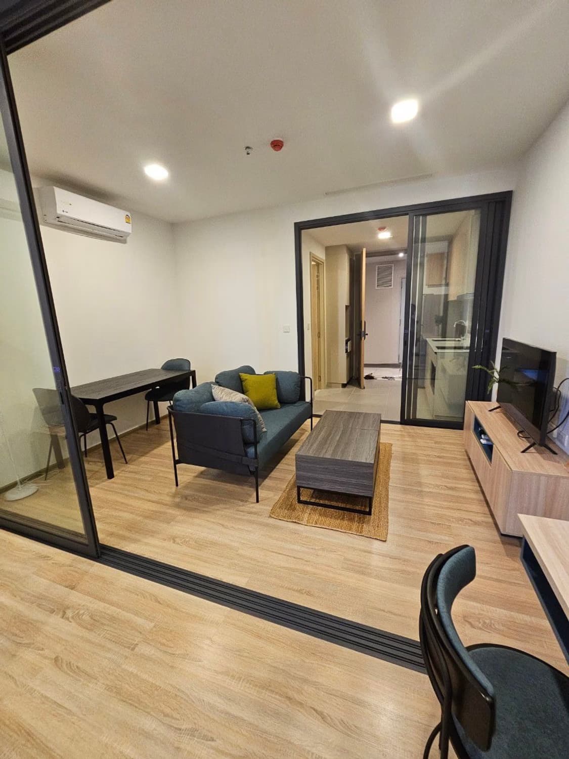 Condo for Rent at XT Phayathai - Image 1