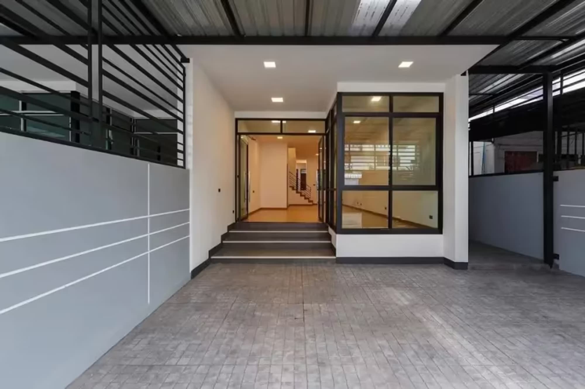 3 Bedroom House - Image 5